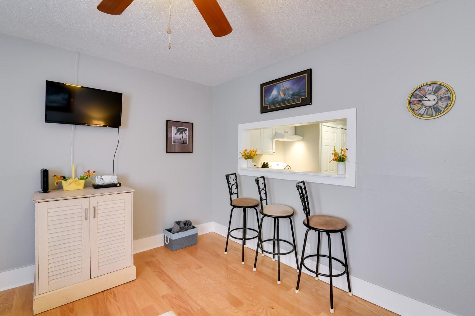 Beautiful Galveston Apt With Deck Less Than 3 Mi To Dtwn! Εξωτερικό φωτογραφία